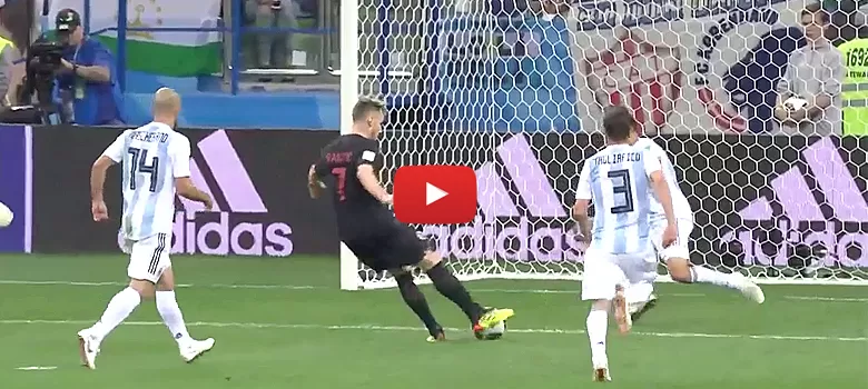 Zmar vicemistrů z Argentiny. Chorvaté si výhrou 3:0 zajistili postup do osmifinále obrázek