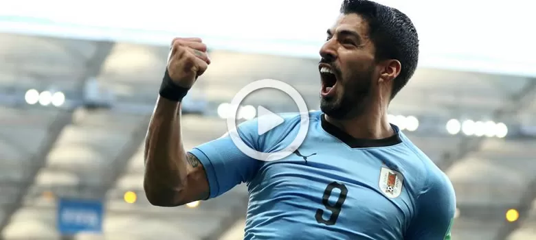 Suaréz a Cavani zařídili Uruguay první místo ve skupině. Uruguay vyhrála nad Ruskem 3:0 obrázek